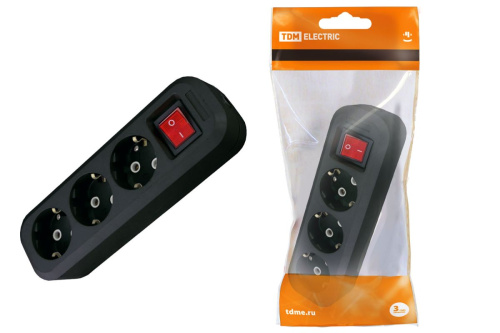 Колодка розеточная 3 гнезда 2П+3 c выключателем 16А 250В черная ТДМ                                        